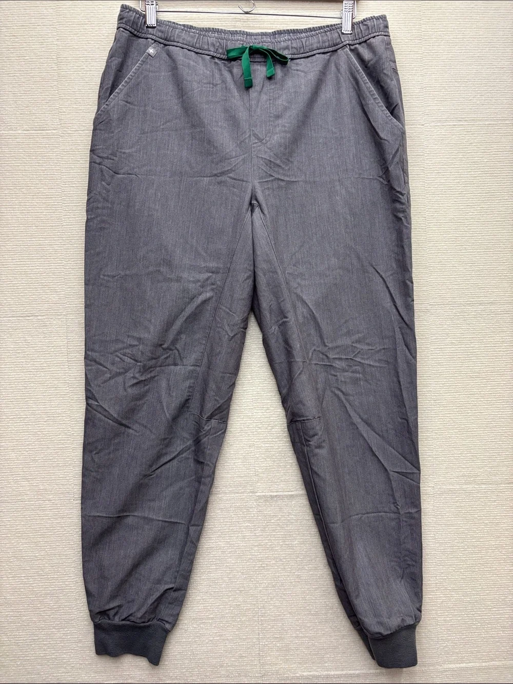Figs Grey Men's Jogger Pants with Drawstring large scrub